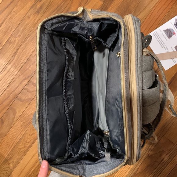 Diaper Bag with Changing Area, Brand New - Picture 3 of 4